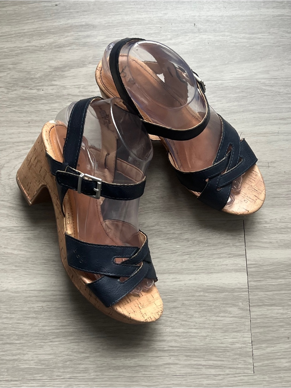 b.o.c. Born Women’s 8M Navy Blue Leather Cork Platform Block Heel Sandals